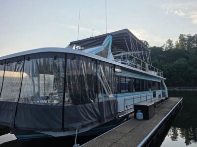 1992 Jamestowner 16' x 67'