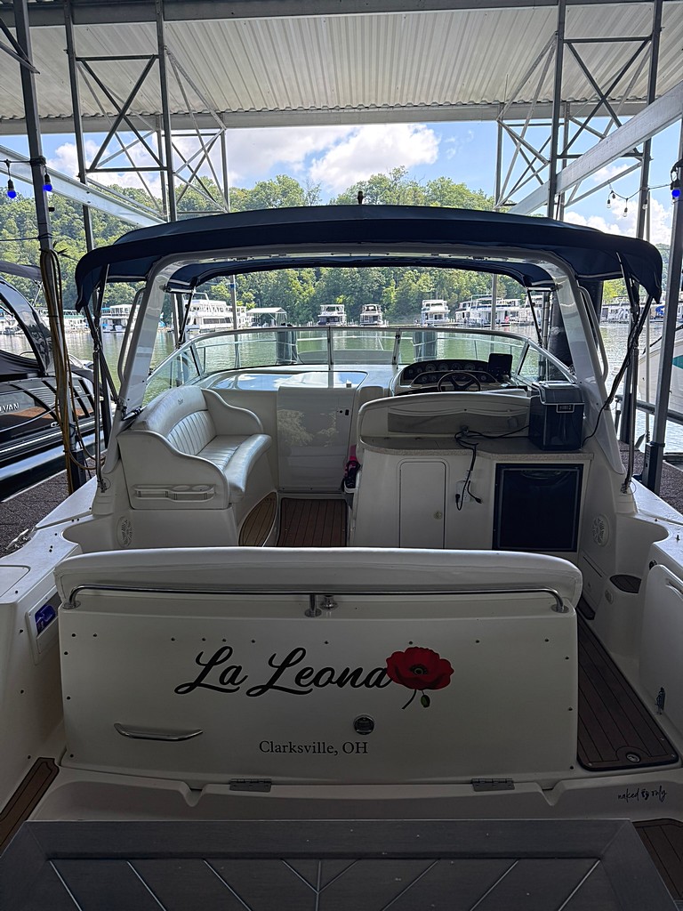 1999 Rinker 1999 Rinker 330 Fiesta Vee boat for sale in Nancy, KY, view 3