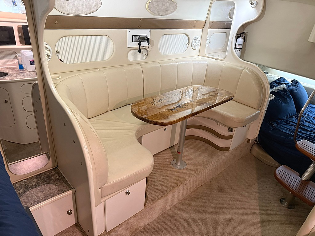 1999 Rinker 1999 Rinker 330 Fiesta Vee boat for sale in Nancy, KY, view 24
