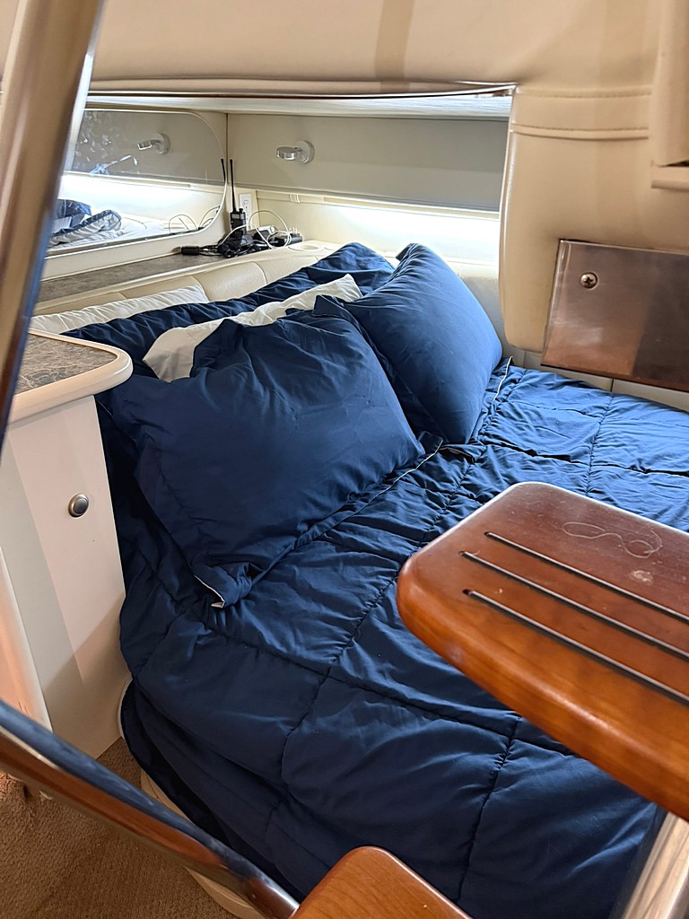 1999 Rinker 1999 Rinker 330 Fiesta Vee boat for sale in Nancy, KY, view 28