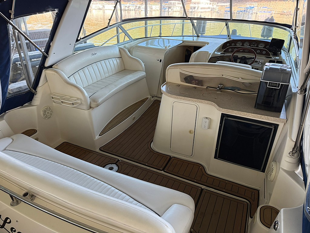 1999 Rinker 1999 Rinker 330 Fiesta Vee boat for sale in Nancy, KY, view 10